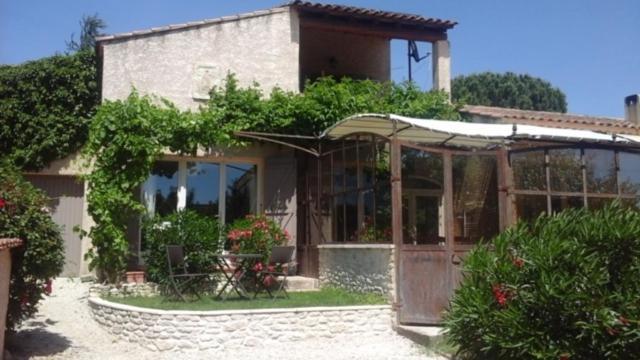 Gite L'Annexe Villelaure Ngoại thất bức ảnh